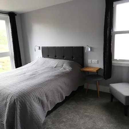 Number 33 Only Guest house 4*