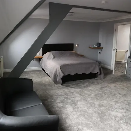 Number 33 Only Guest house *