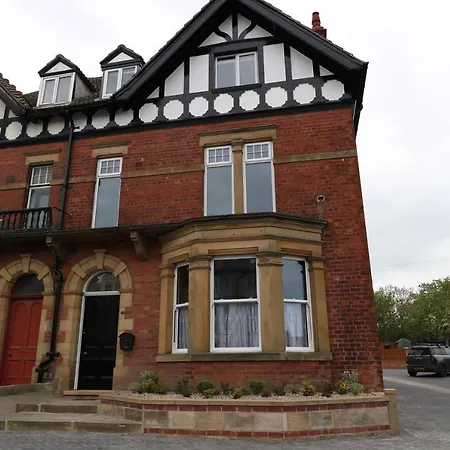 Guest house Number 33 Only Whitby